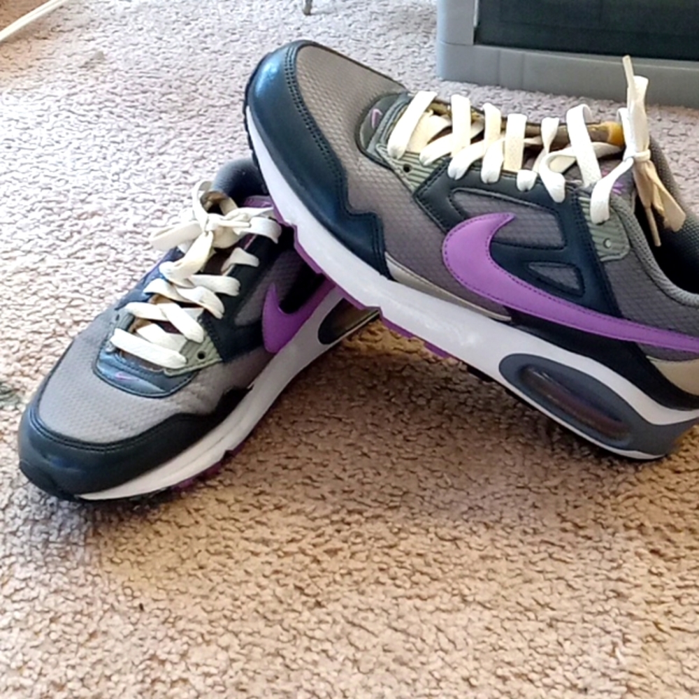 Nike Air Max Size 9